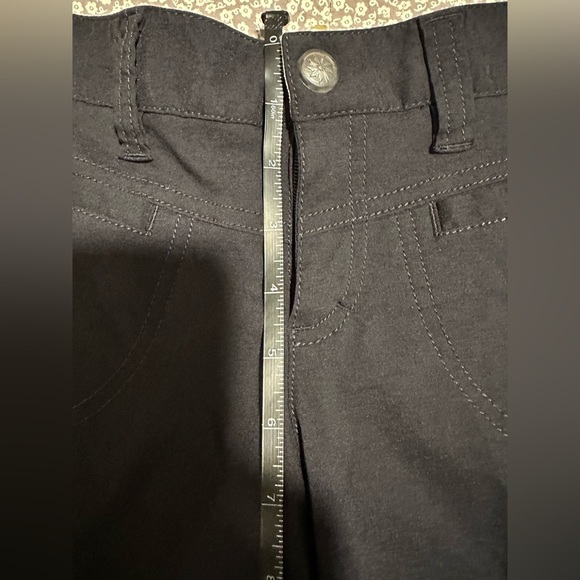 Athleta Black Women's Dipper Bermuda Shorts - Picture 8 of 16